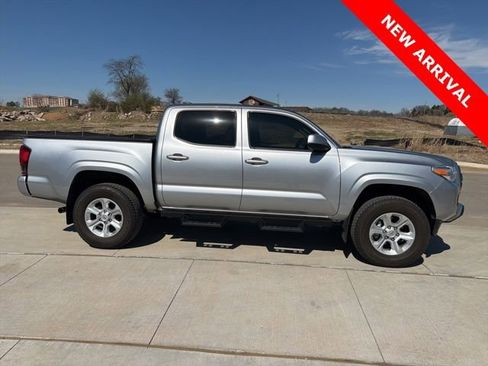 Used 2023 Toyota Tacoma SR image 2