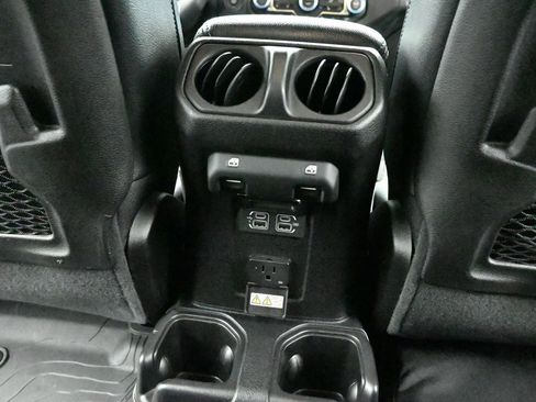 Used 2020 Jeep Gladiator Rubicon image 55