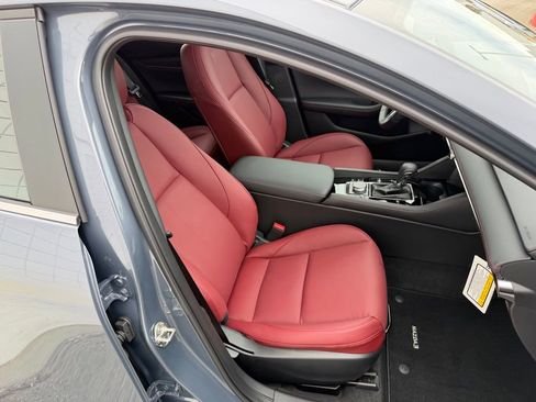 New 2026 MAZDA MAZDA3 Carbon image 19