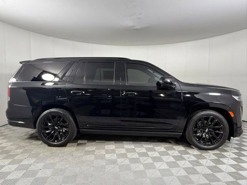 Certified 2023 Cadillac Escalade Sport w/ LPO, ONYX Package image 13