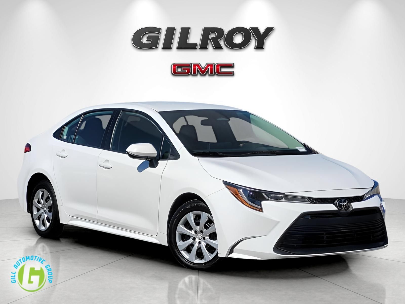 Used 2024 Toyota Corolla LE FWD image 1