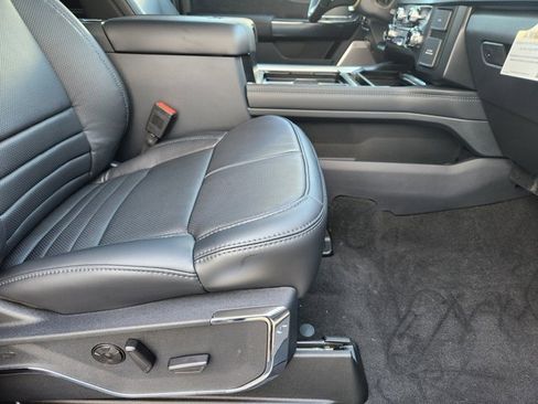 New 2026 Ford F250 Platinum image 10