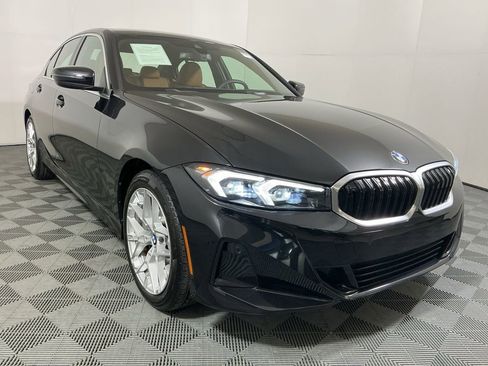 Certified 2025 BMW 330i Sedan w/ Premium Package RWD image 4