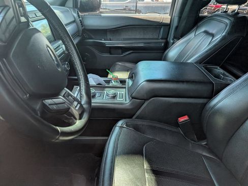 Used 2021 Ford Expedition Max Limited AWD/4WD image 7