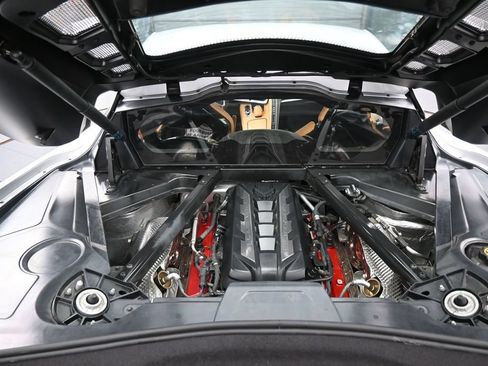 Used 2020 Chevrolet Corvette Stingray Preferred Cpe w/ 2LT Preferred Equipment Group RWD image 29
