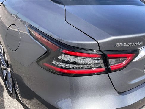 Used 2023 Nissan Maxima Platinum w/ Sport Mat Group FWD image 28