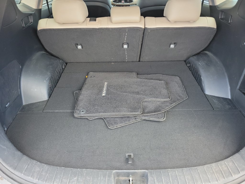Used 2019 Hyundai Santa Fe FWD image 8