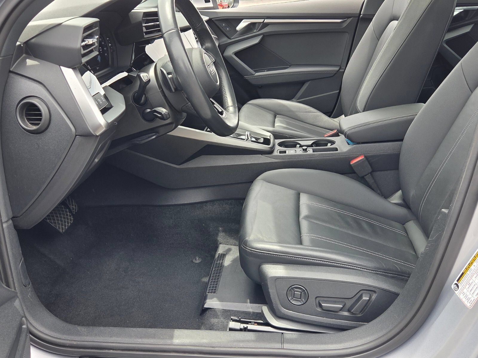 Used 2024 Audi A3 2.0T Premium FWD image 5