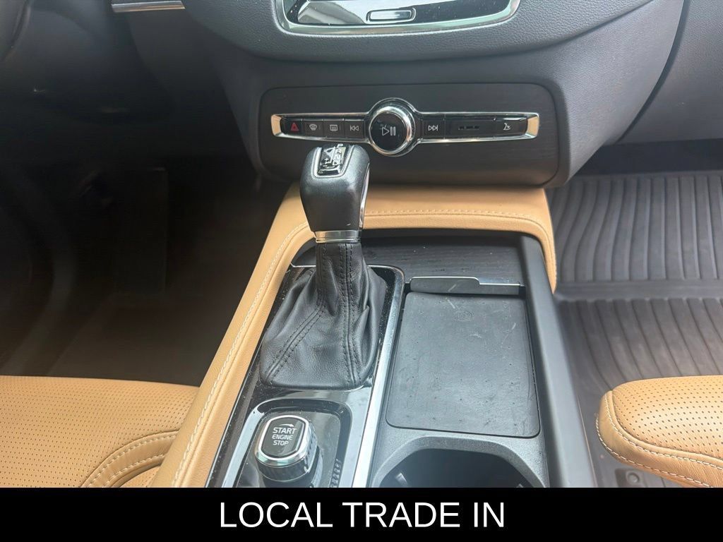 Used 2022 Volvo XC90 T6 Inscription w/ Lounge Package AWD/4WD image 22