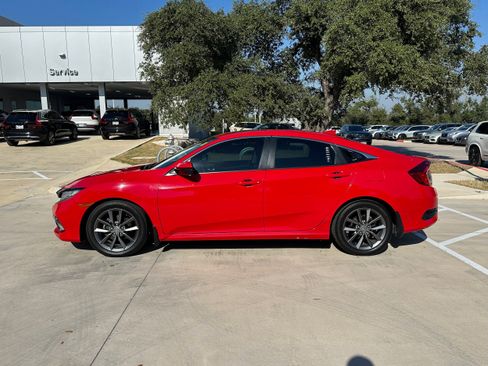 Used 2019 Honda Civic EX image 3