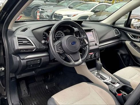 Used 2019 Subaru Forester Premium image 14