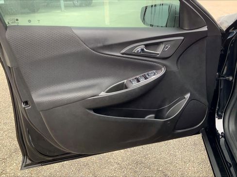 Certified 2024 Chevrolet Malibu RS image 21