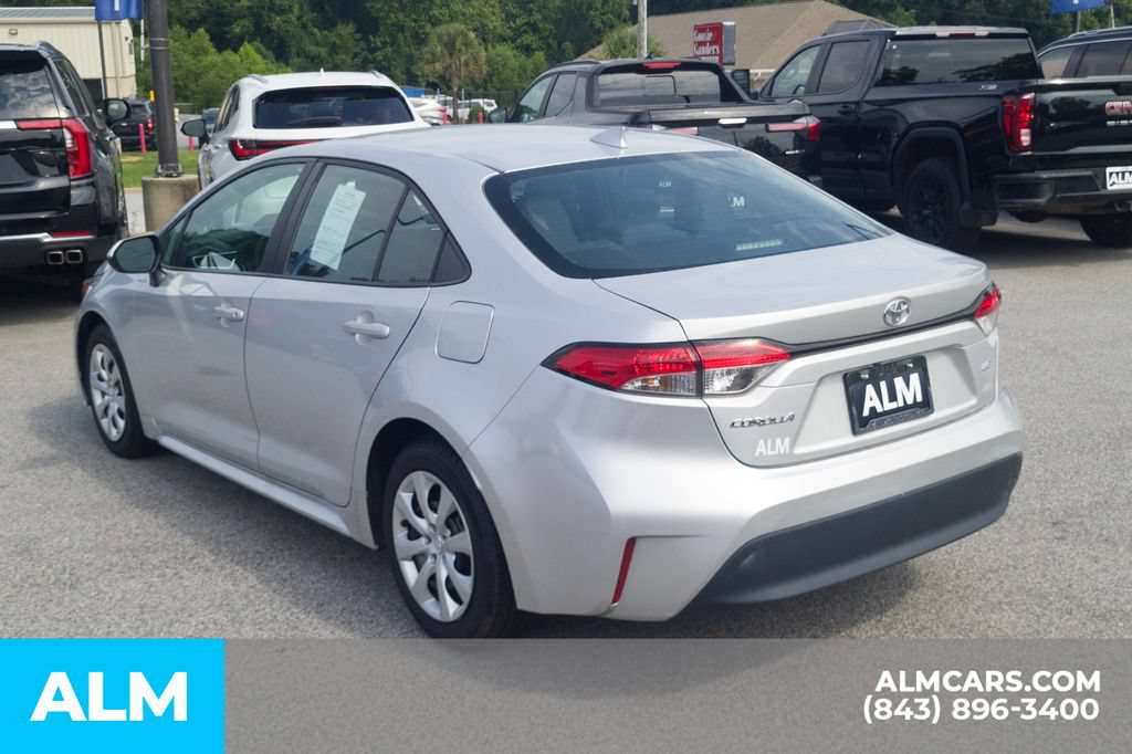 Used 2024 Toyota Corolla LE FWD image 9