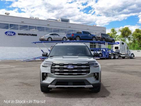 New 2027 Ford Explorer Active w/ Active Comfort Package AWD/4WD image 3