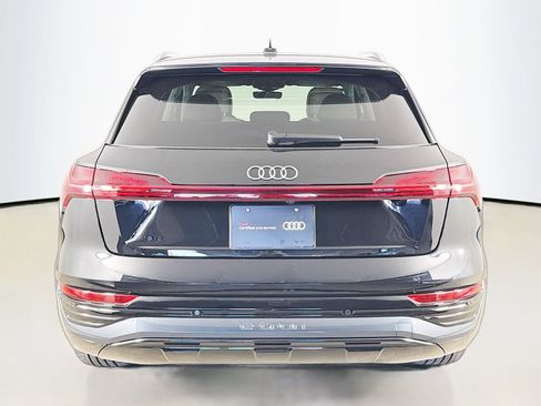 Certified 2024 Audi Q8 e-tron Premium Plus w/ Premium Plus Package AWD/4WD image 6