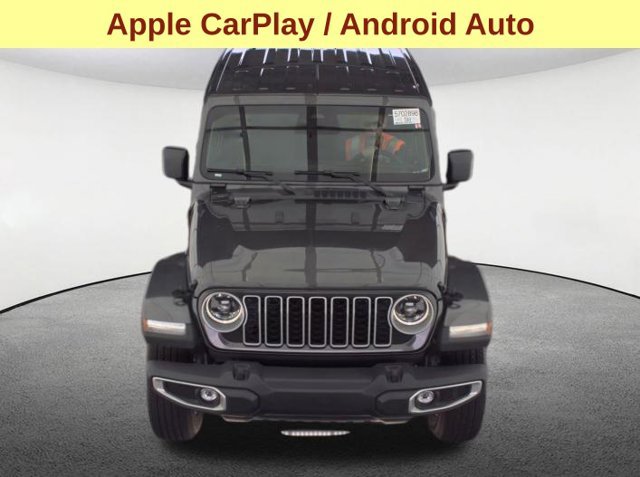 Used 2026 Jeep Wrangler Unlimited Sahara AWD/4WD image 4