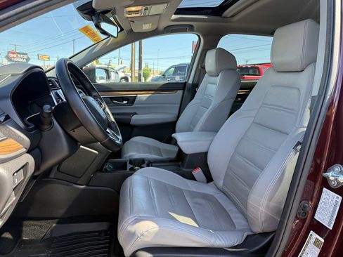 Used 2018 Honda CR-V Touring image 10
