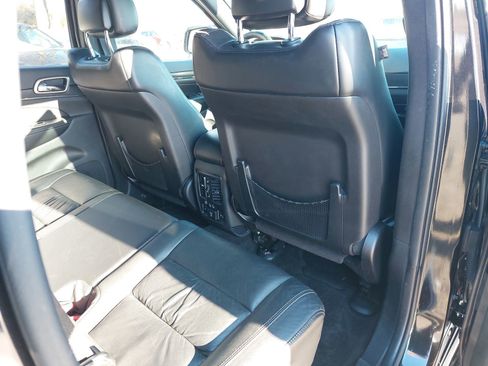 Used 2015 Jeep Grand Cherokee Limited image 12
