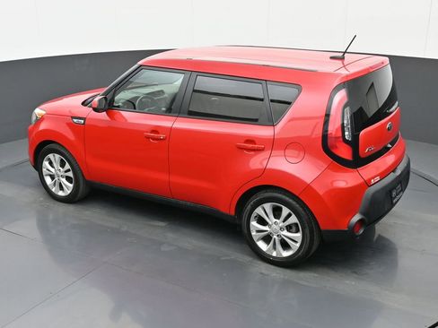 Used 2015 Kia Soul + image 35