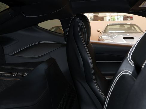 Certified 2020 Ferrari 812 Superfast RWD image 25
