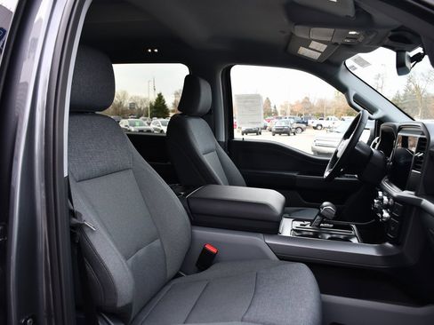 Used 2025 Ford F150 Lightning XLT image 16