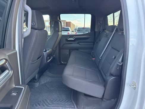 Used 2024 Chevrolet Silverado 1500 LT image 16