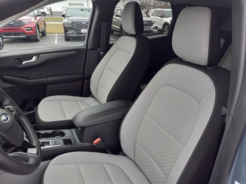 Used 2023 Ford Escape Active w/ Tech Pack #2 image 13