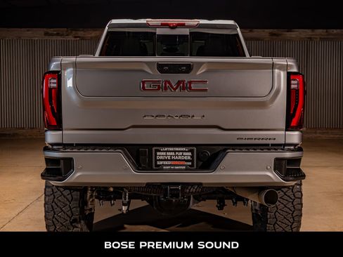 Used 2025 GMC Sierra 3500 Denali w/ Denali Reserve Package image 8