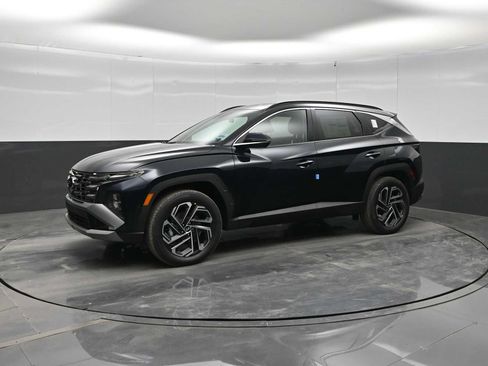 New 2026 Hyundai Tucson Limited AWD/4WD image 1