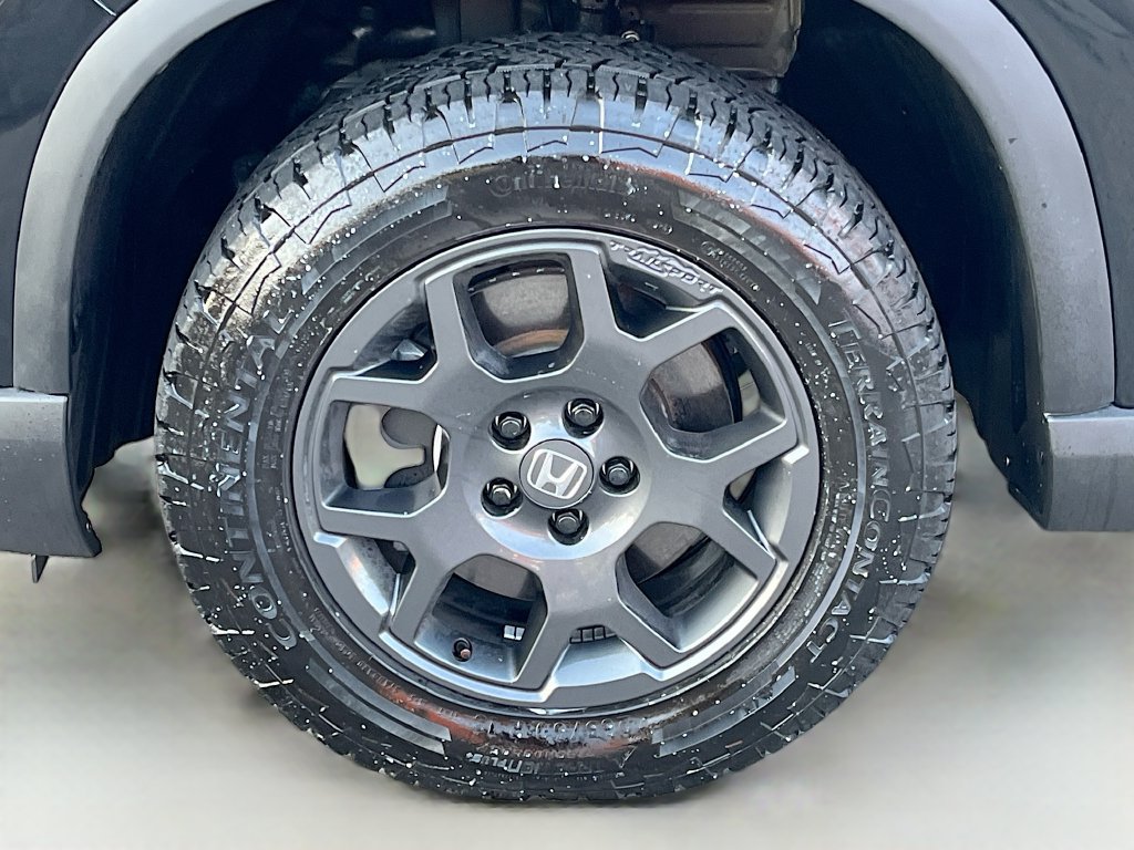 Used 2025 Honda Pilot TrailSport image 32