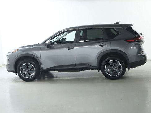 Certified 2026 Nissan Rogue SV image 39