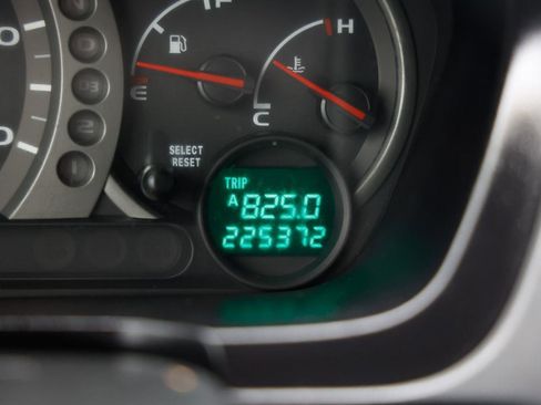 Used 2005 Honda Pilot LX image 38