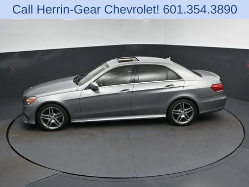 Used 2015 Mercedes-Benz E 350 Sedan image 31