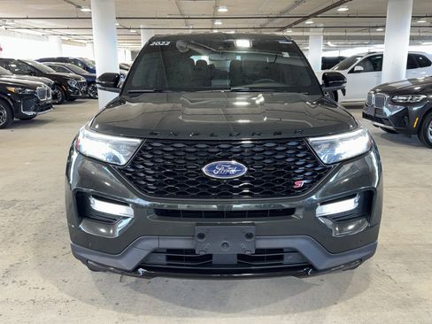 Used 2022 Ford Explorer ST w/ Equipment Group 401A image 3