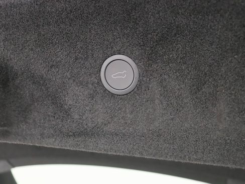 Used 2023 Tesla Model S Plaid image 39