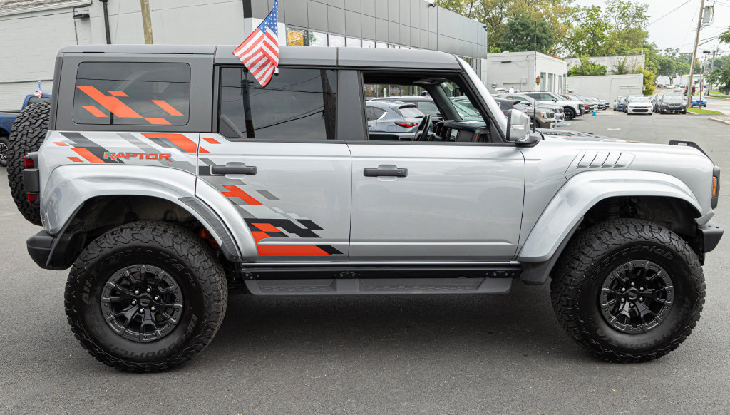 Used 2024 Ford Bronco Raptor AWD/4WD image 7