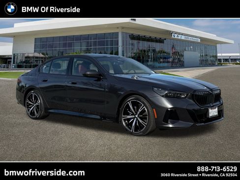 Used 2026 BMW 530i w/ M Sport Package image 1