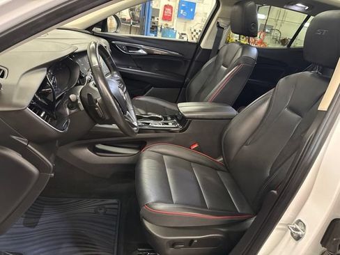 Used 2023 Buick Envision Essence w/ Sport Touring Package AWD/4WD image 12