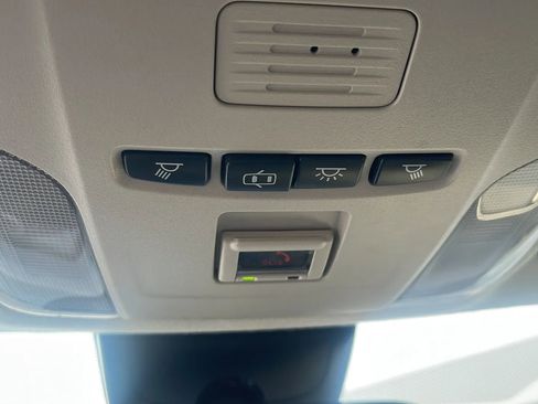 Used 2021 Toyota Corolla LE image 17