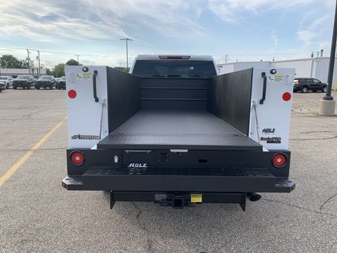 New 2025 GMC Sierra 2500 Pro w/ Convenience Package image 10