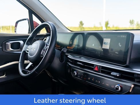 Used 2025 Kia Sorento S w/ Panoramic Sunroof Package image 11