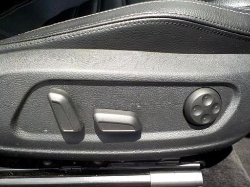 Used 2015 Volkswagen CC Sport image 28