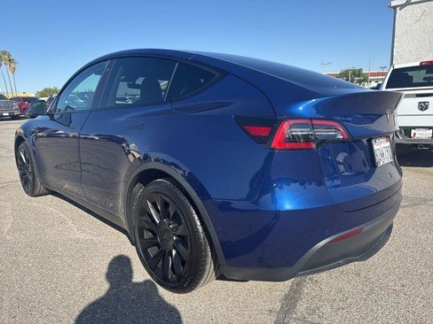 Used 2021 Tesla Model Y Long Range AWD/4WD image 5