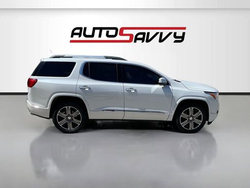 Used 2017 GMC Acadia Denali w/ Technology Package AWD/4WD image 8