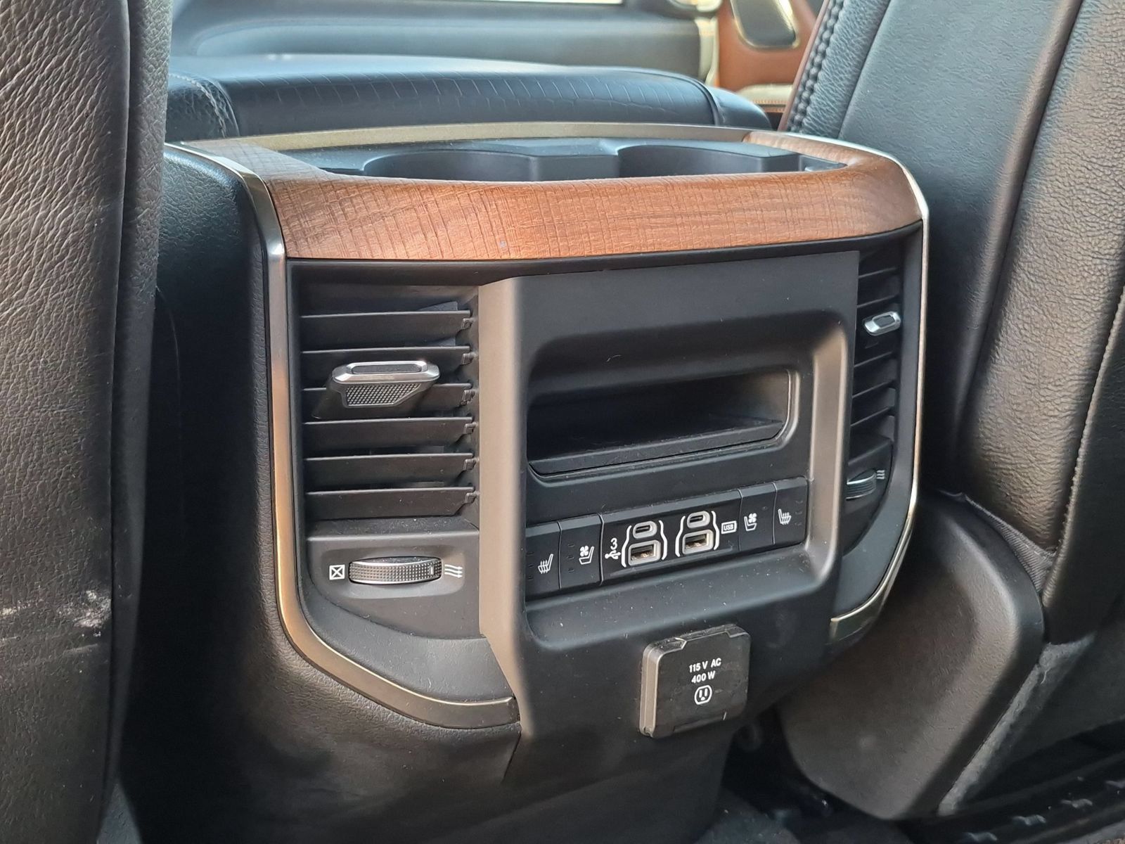 Used 2019 RAM 1500 Limited AWD/4WD image 24