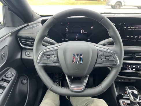 New 2026 Buick Envista Sport Touring FWD image 17