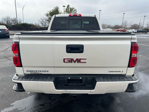 Used 2015 GMC Sierra 1500 Denali w/ Driver Alert Package image 4