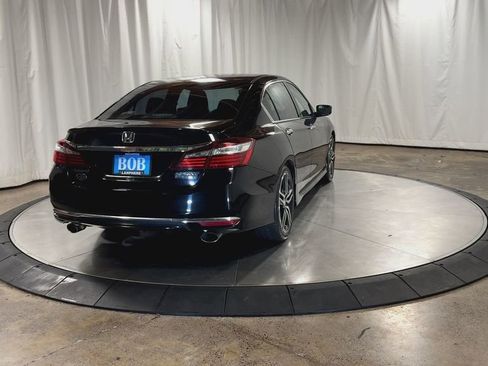 Certified 2017 Honda Accord Sport Special Edition image 9