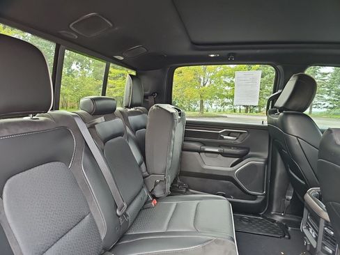 Used 2025 RAM 1500 Laramie w/ Sport Appearance Package AWD/4WD image 15