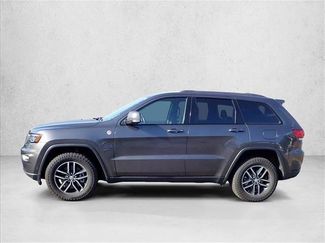 Used 2017 Jeep Grand Cherokee Trailhawk w/ Trailhawk Luxury Group AWD/4WD video 2